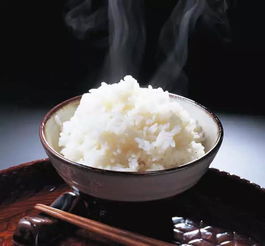 日本民众饮食结构变迁，从天天米饭到每周三次的转变